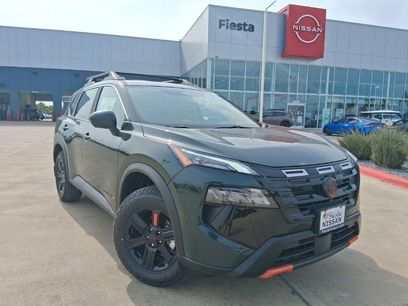 New 2026 Nissan Rogue SV