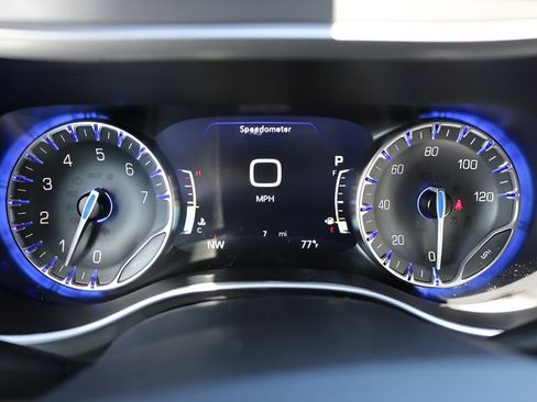 New 2026 Chrysler Pacifica Select FWD image 26