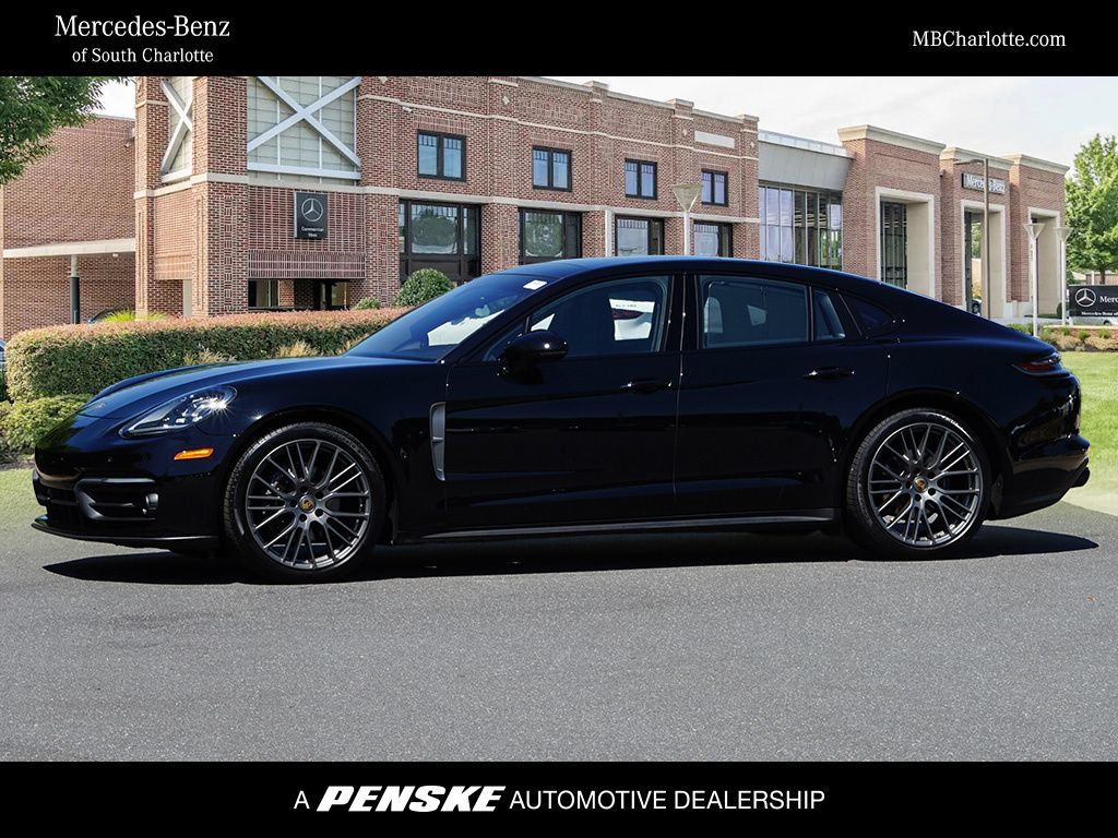 Used 2023 Porsche Panamera 4 Platinum Edition AWD/4WD image 1