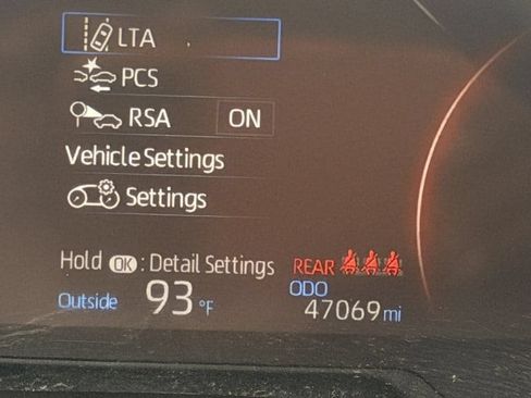 Used 2025 Toyota RAV4 LE FWD image 21
