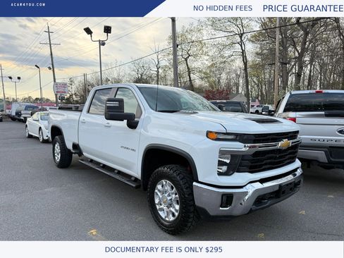 Used 2024 Chevrolet Silverado 2500 LT w/ All Star Edition image 4