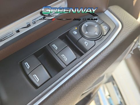 Used 2023 GMC Sierra 1500 Denali image 17