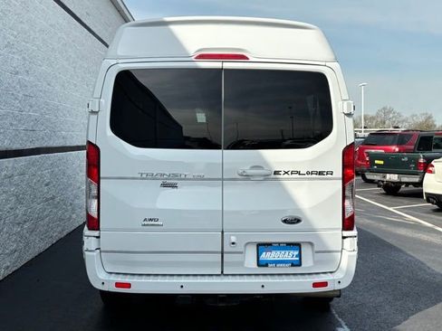 Used 2021 Ford Transit 150 Low Roof AWD image 9