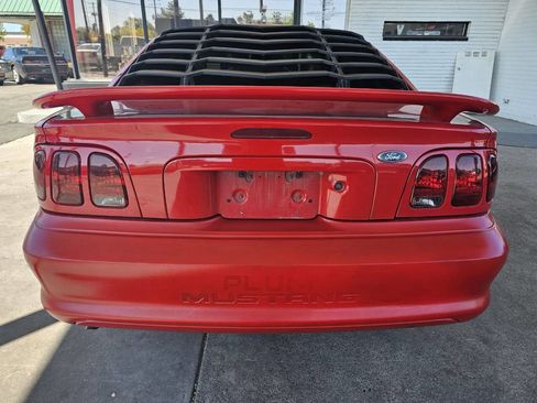 Used 1998 Ford Mustang Coupe RWD image 4