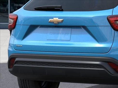New 2026 Chevrolet Trax LS image 14