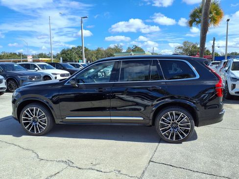 New 2026 Volvo XC90 B6 Plus w/ Protection Package Premier image 4