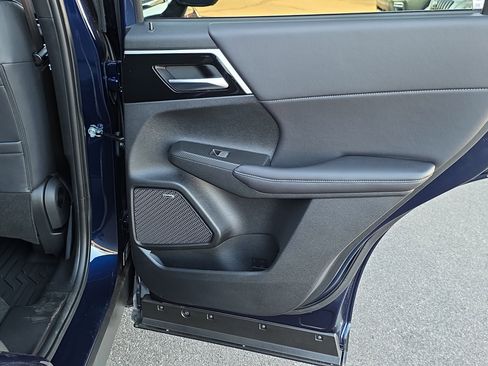 New 2026 Mitsubishi Outlander SE image 27