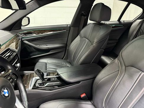 Used 2019 BMW 540i xDrive image 14
