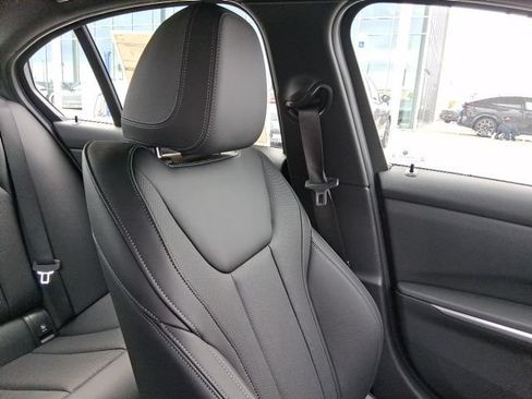 New 2026 BMW 330i Sedan w/ M Sport Package RWD image 16