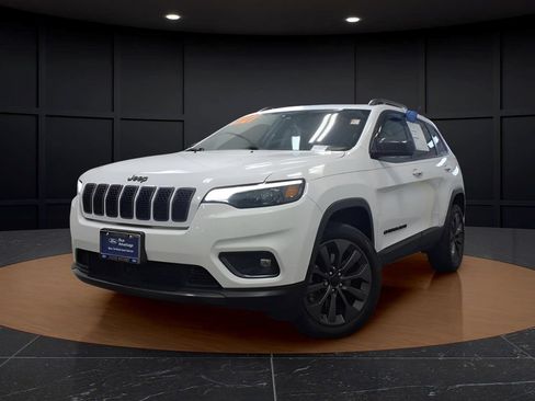 Used 2021 Jeep Cherokee Latitude Lux 80th Anniv w/ Quick Order Package 26U 80TH AWD/4WD image 3