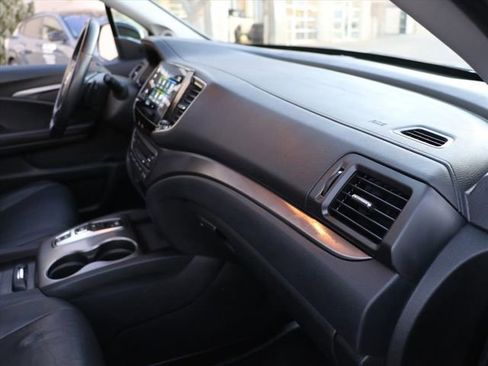Used 2022 Honda Pilot Special Edition image 10