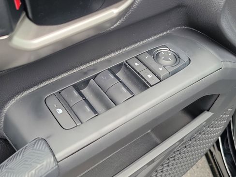 New 2026 Toyota Tacoma TRD Off-Road AWD/4WD image 18