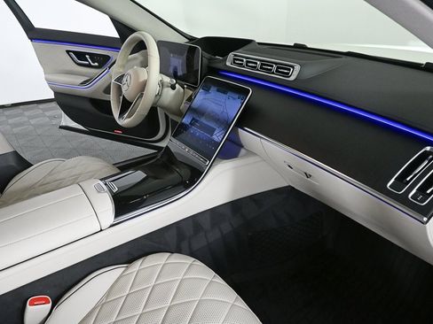 Certified 2023 Mercedes-Benz S 580 4MATIC Sedan image 22