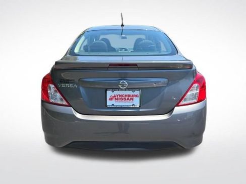 Used 2018 Nissan Versa S Plus FWD image 4