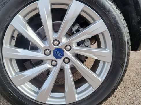 Used 2021 Ford Escape Titanium w/ Titanium Elite Package image 15