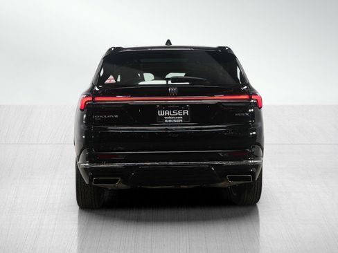 Used 2025 Buick Enclave Avenir image 4