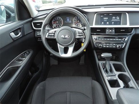 Used 2020 Kia Optima LX image 14