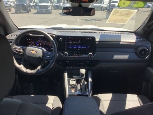 Used 2026 Chevrolet Colorado W/T w/ Advanced Trailering Package RWD image 6