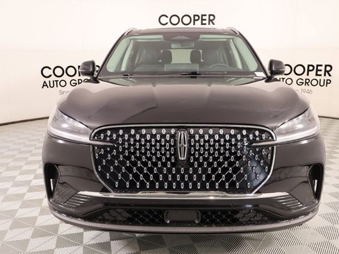 New 2026 Lincoln Aviator AWD image 9