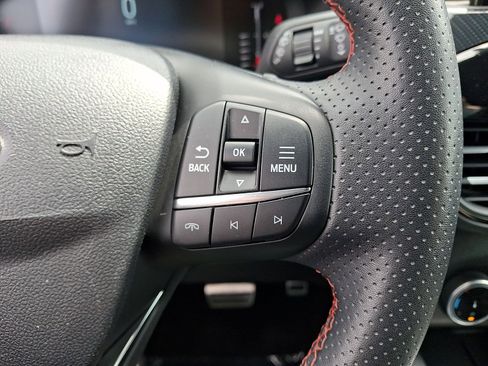 Used 2024 Ford Escape ST-Line FWD image 18