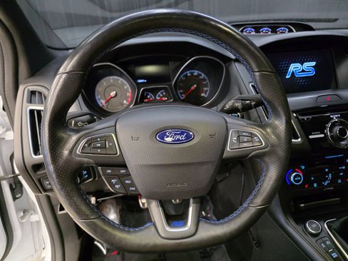 Used 2017 Ford Focus RS AWD/4WD image 22