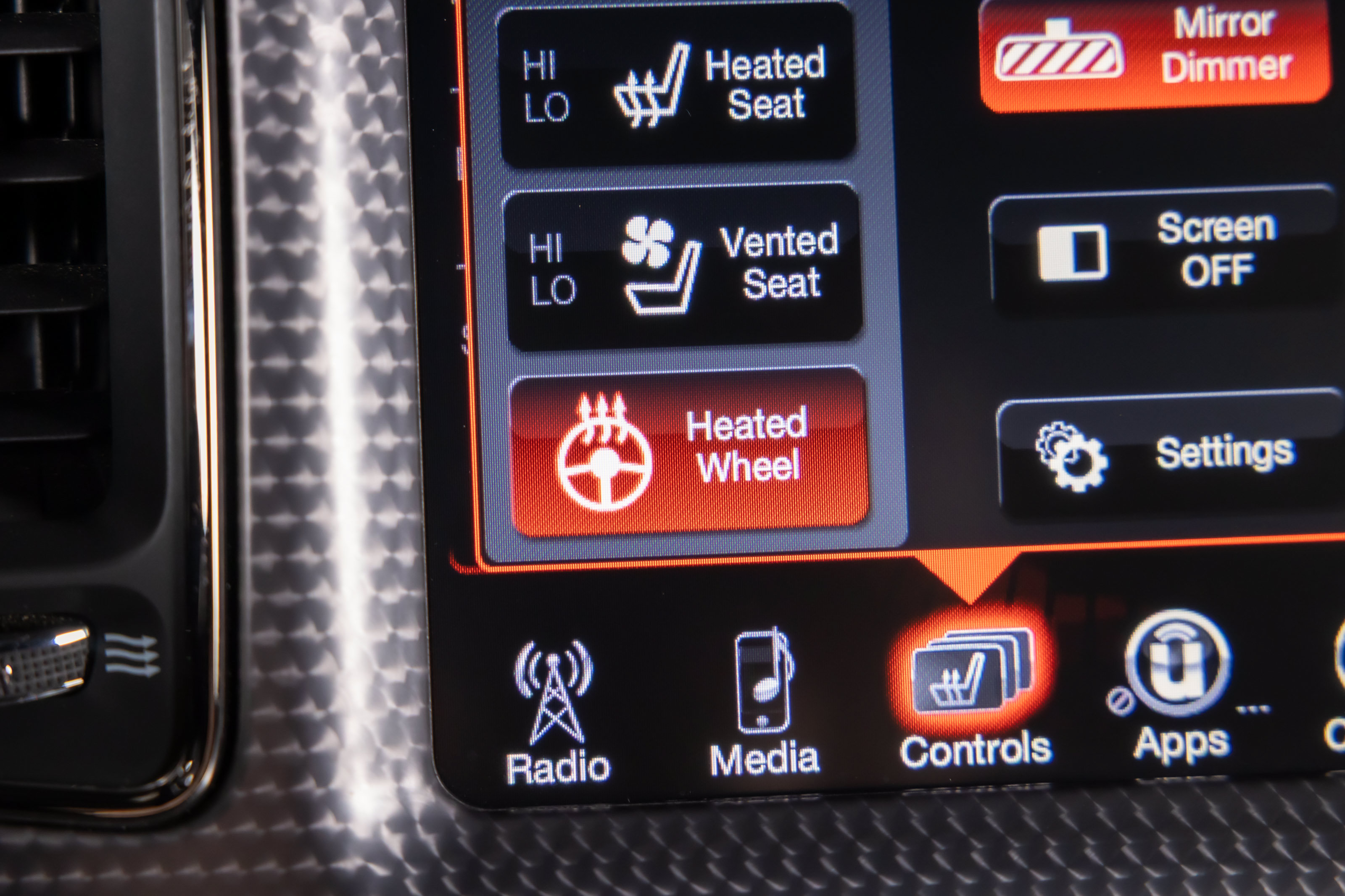 Used 2016 Dodge Challenger SRT Hellcat RWD image 31