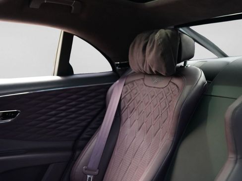 Used 2023 Bentley Flying Spur S V8 AWD/4WD image 29