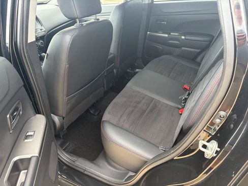 Used 2024 Mitsubishi Outlander Sport SE AWD/4WD image 8