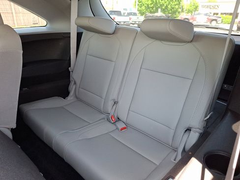 Used 2016 Acura MDX SH-AWD image 12