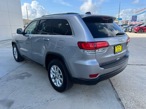 Used 2021 Jeep Grand Cherokee Laredo RWD image 5
