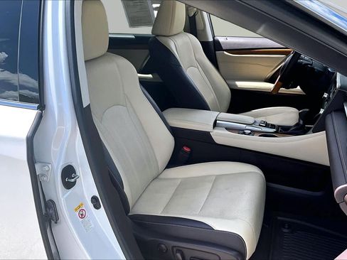 Used 2018 Lexus RX 350 FWD w/ Premium Package image 9
