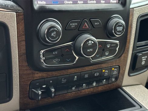 Used 2018 RAM 3500 Laramie Longhorn w/ Longhorn Southfork Package image 22