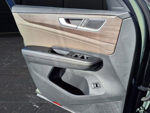 New 2026 Volkswagen Atlas SEL AWD/4WD image 25