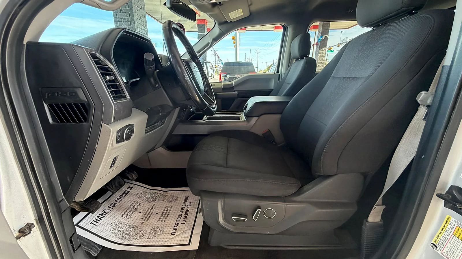 Used 2017 Ford F150 XLT w/ Equipment Group 302A Luxury RWD image 12