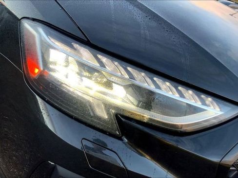 Certified 2022 Audi S8 image 28