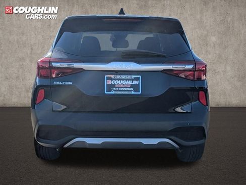 Used 2023 Kia Seltos LX image 6