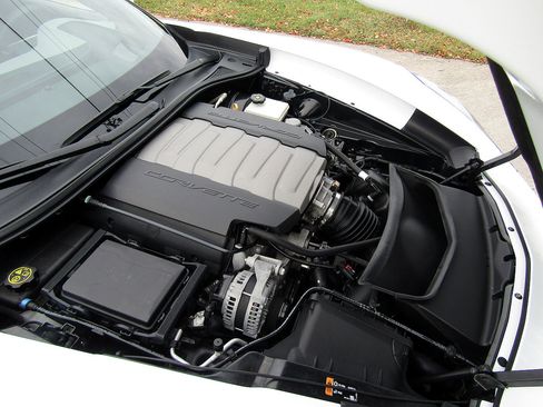 Used 2019 Chevrolet Corvette Stingray Coupe w/ 2LT Preferred Equipment Group image 19