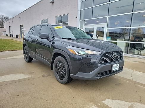 Used 2023 Toyota Corolla Cross L image 1