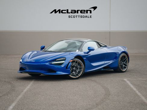 Used 2024 McLaren 750S Spider image 1