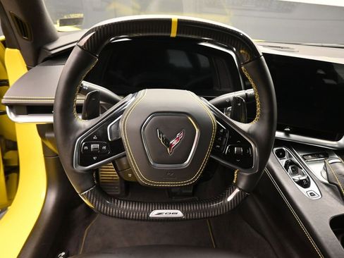 Used 2023 Chevrolet Corvette Z06 RWD image 17