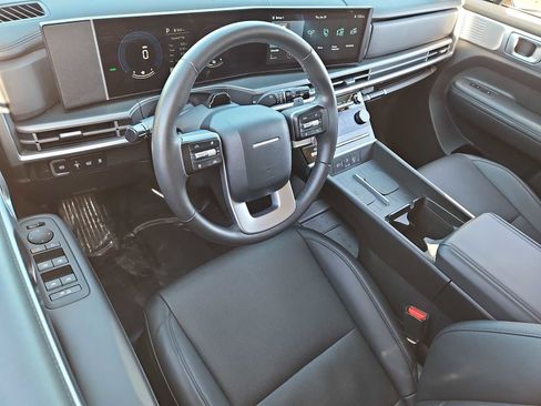 Used 2025 Hyundai Santa Fe SEL image 10