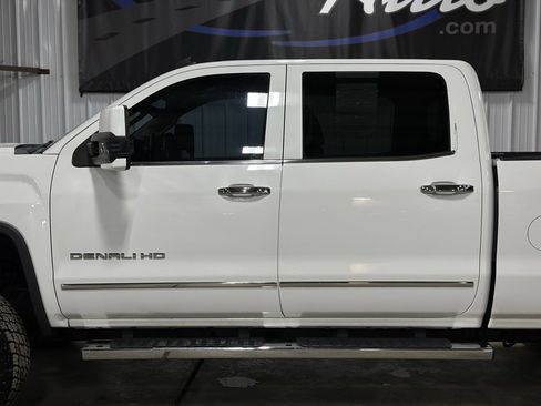 Used 2015 GMC Sierra 2500 Denali w/ Duramax Plus Package image 28