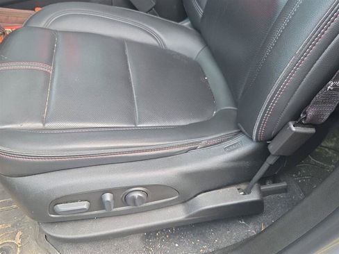 Used 2023 Chevrolet Traverse RS w/ LPO, Floor Liner Package FWD image 6