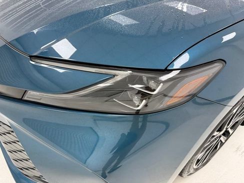 Used 2025 Toyota Camry XLE w/ Premium Package FWD image 6