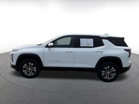 Used 2025 Chevrolet Equinox LT FWD image 9