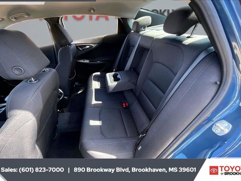 Used 2024 Chevrolet Malibu LT FWD image 19