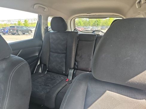 Used 2015 Nissan Rogue S AWD/4WD image 9