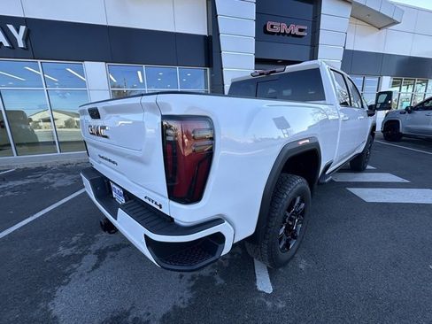 New 2026 GMC Sierra 2500 AT4 w/ AT4 Premium Plus Package image 5