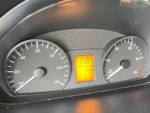 Used 2015 Mercedes-Benz Sprinter 3500 image 47