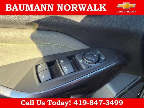 Used 2025 Chevrolet Trax ACTIV w/ Driver Confidence Package FWD image 24